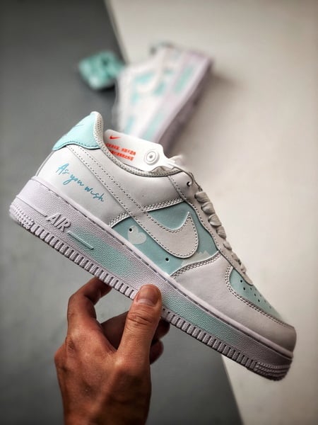 Air Force 1 '07 Low Céu Azul e Branco - Vista 7