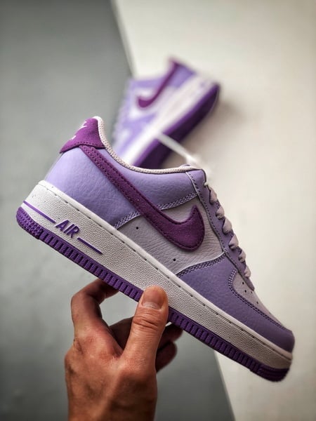 Air Force 1 '07 Low Azul, Branco e Roxo - Vista 7
