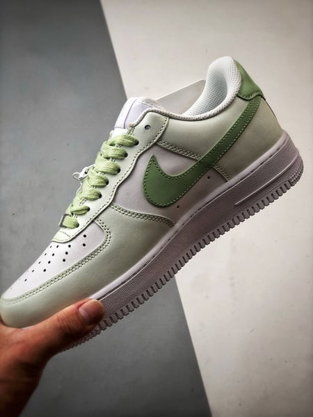 Air Force 1 '07 Low Verde Maçã Spray - Vista 5