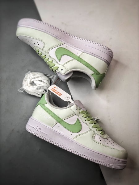 Air Force 1 '07 Low Verde Maçã Spray - Vista 6