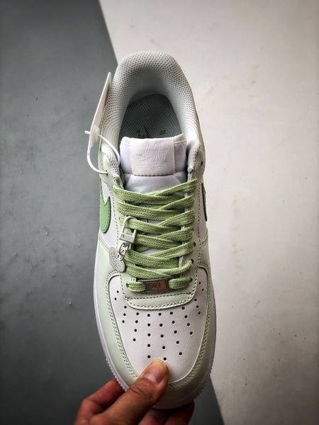 Air Force 1 '07 Low Verde Maçã Spray - Vista 9