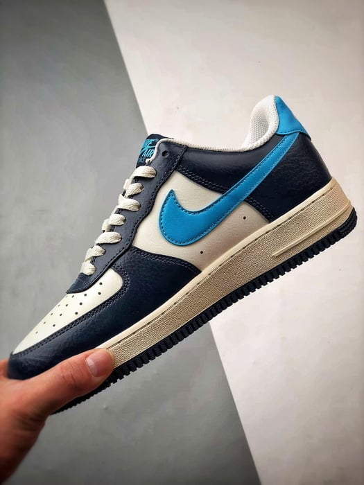 Air Force 1 Low Preto Obsidiana - Vista 5