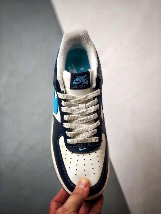 Air Force 1 Low Preto Obsidiana - Vista 9