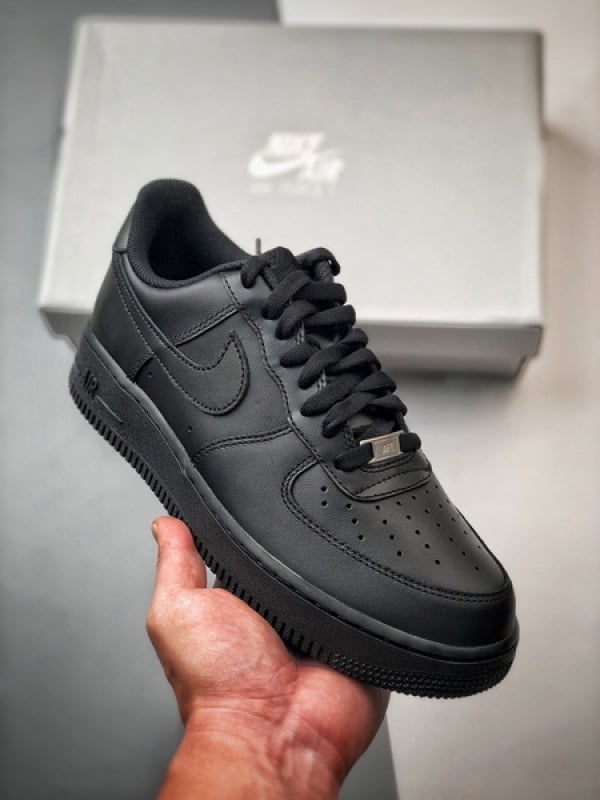 Air Force 1 '07 Low Preto 'Black Warrior' - Vista 1