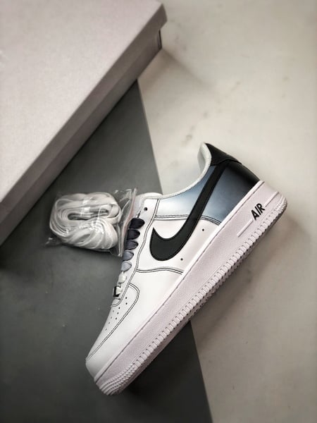 Air Force 1 '07 Low Preto e Branco Degradé - Vista 8