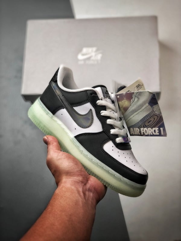 Air Force 1 '07 Low Preto e Branco