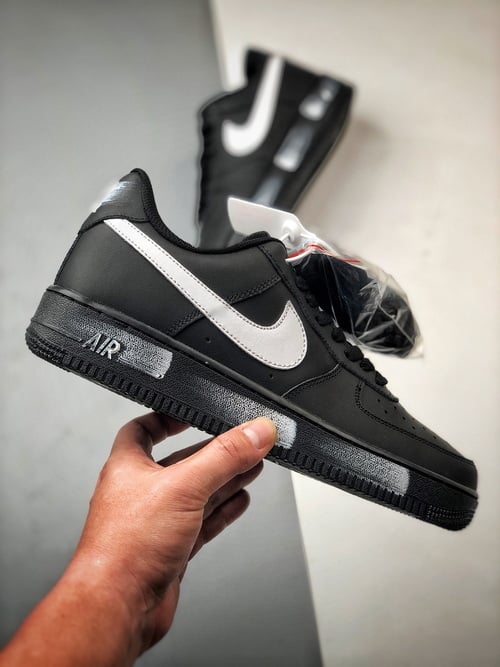 Air Force 1 '07 Low Preto e Branco 2.0 - Vista 7