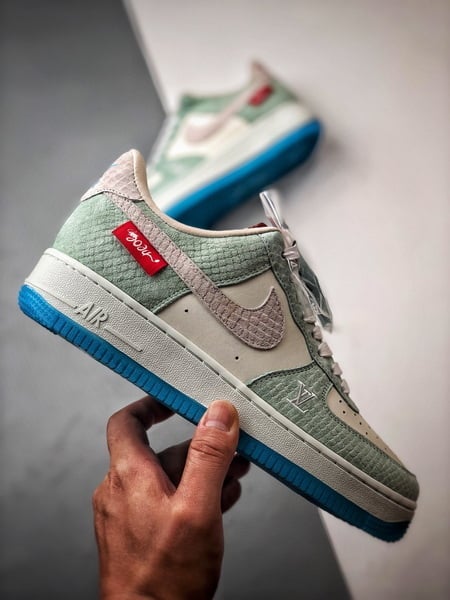 Air Force 1 '07 Low Ano do Dragão Branco e Verde - Vista 7