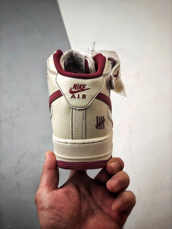 Air Force 1 07 Mid Cinco Faixas Bege Branco e Vinho - Vista 3