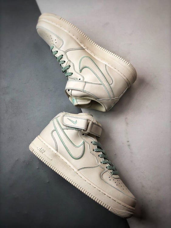 Air Force 1 07 Mid Coelho Verde 3M - Vista 6