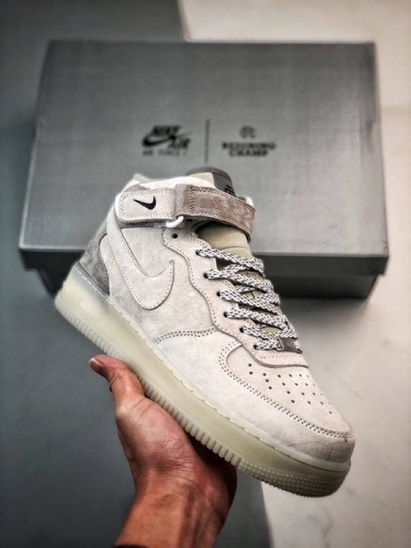 Air Force 1 07 Mid Branco e Cinzento