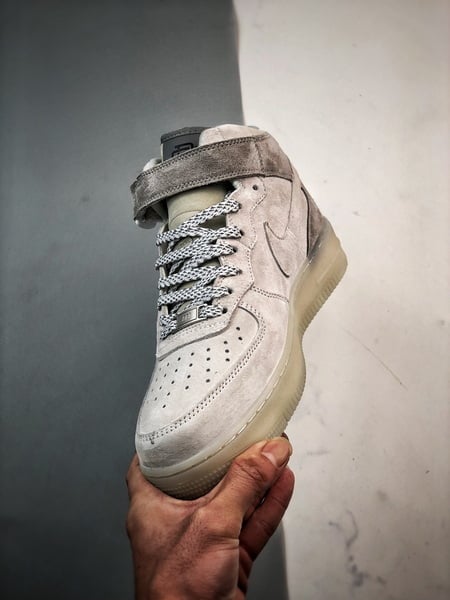 Air Force 1 07 Mid Branco e Cinzento - Vista 5