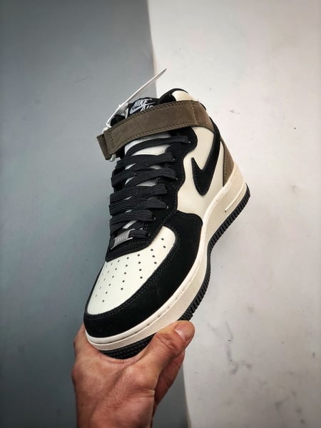 Air Force 1 07 Mid Mocha e Preto Patchwork - Vista 5