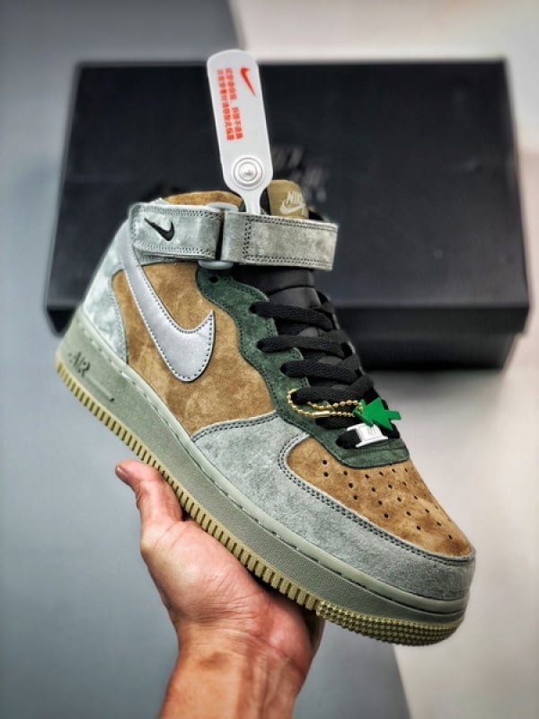 Air Force 1 07 Mid Marrom e Verde Camurca