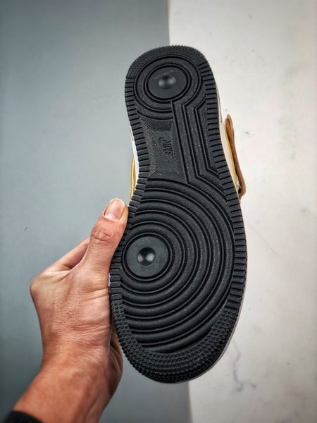 Air Force 1 07 Mid Marrom Amarelo e Laranja Camurca - Vista 4