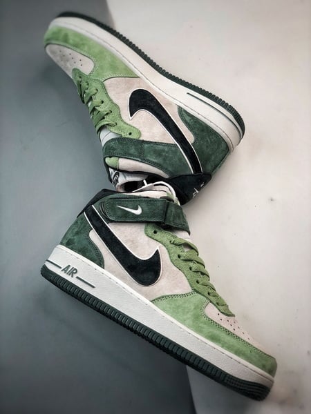 Air Force 1 07 Mid Cinzento Preto e Verde Camurca - Vista 6