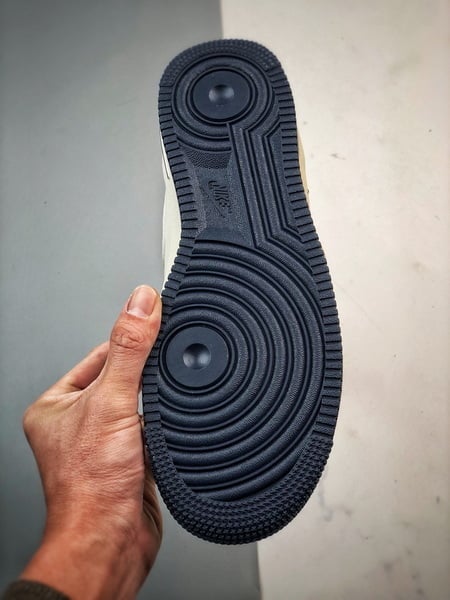 Air Force 1 07 Mid Perolado Bege Branco e Azul Escuro - Vista 4