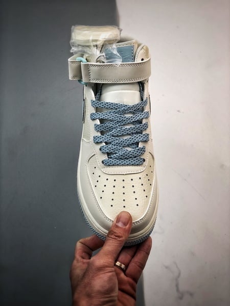 Air Force 1 07 Mid Branco e Azul 3M - Vista 9