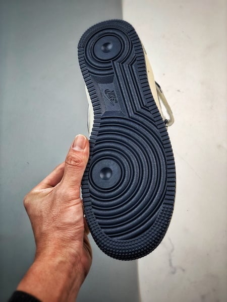 Air Force 1 07 Mid Branco e Azul Escuro 3M - Vista 4