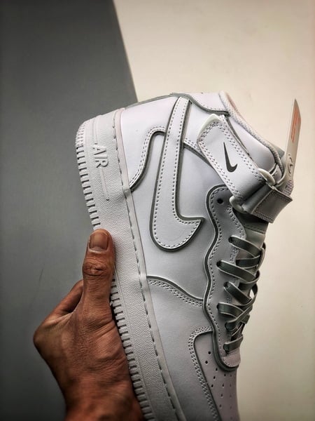 Air Force 1 07 Mid Branco e Prata 3M Reflexo - Vista 7