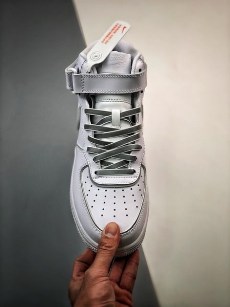 Air Force 1 07 Mid Branco e Prata 3M Reflexo - Vista 9