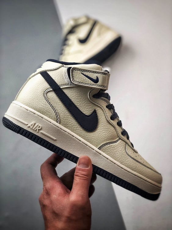 Air Force 1 07 Mid Bege e Azul Escuro - Vista 7