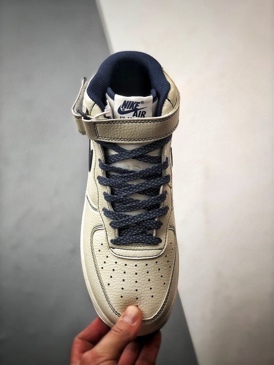 Air Force 1 07 Mid Bege e Azul Escuro - Vista 9