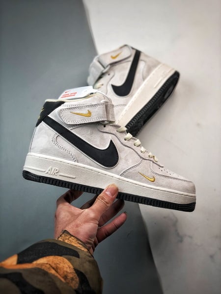 Air Force 1 07 Mid Bege Cinzento e Preto Camurca - Vista 7