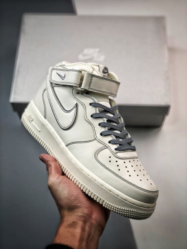 Air Force 1 07 Mid Bege Branco e Cinzento Escuro 3M Reflexo