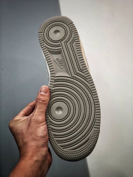 Air Force 1 07 Mid Cinzento Lavanda - Vista 2