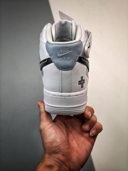 Air Force 1 07 Mid Branco e Cinzento - Vista 8