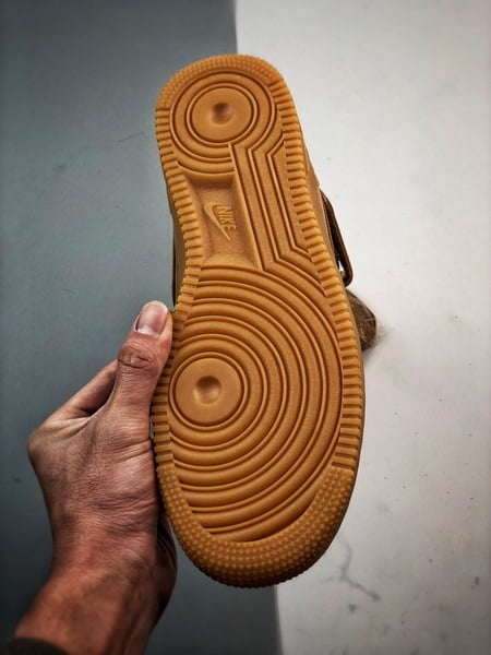 Air Force 1 07 Mid LVTrigo - Vista 4