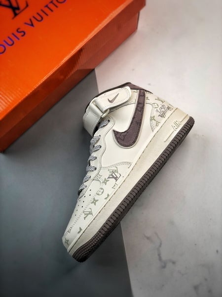 Air Force 1 07 Mid LV Branco e Cinzento Escuro Estampado - Vista 8