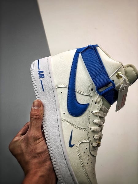 Air Force 1 High Branco e Azul Precioso - Vista 9