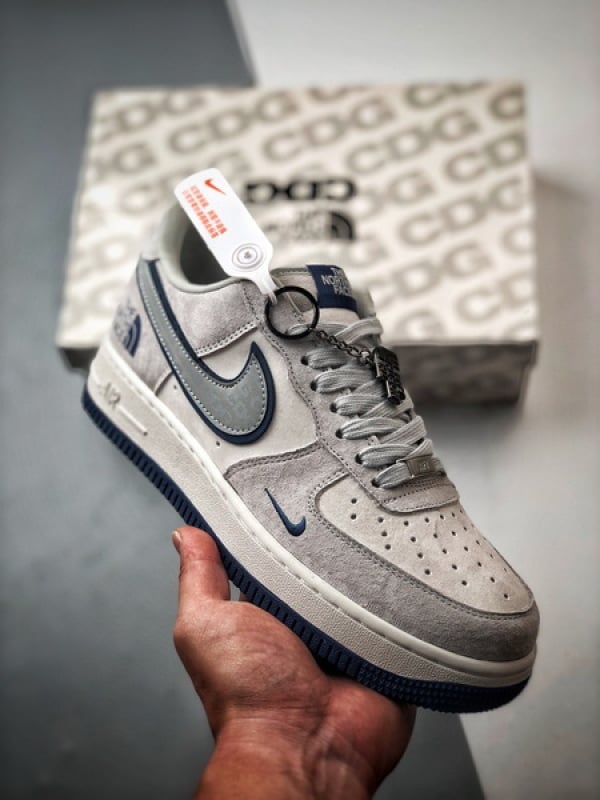 Air Force 1 Low North Face x CDG Cinzento e Azul - Vista 1