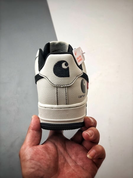 Air Force 1 Low x Carhartt Creme e Preto - Vista 3