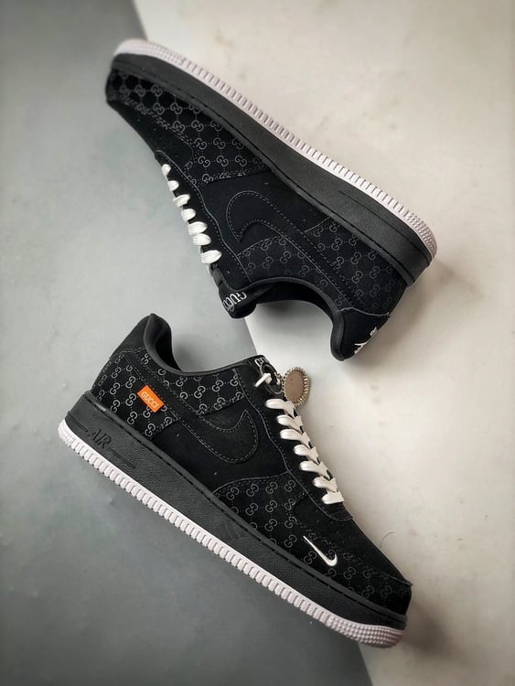 Nike Air Force 1 Low Gucci Camurça Preta - Vista 6