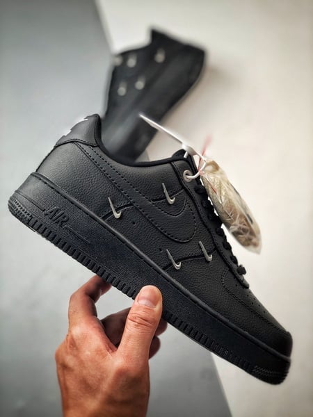 Air Force 1 Low Quatro Ganchos Preto - Vista 7