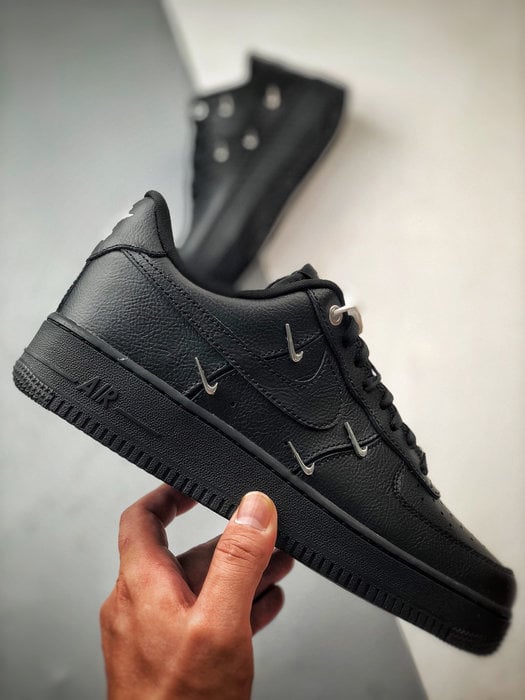 Air Force 1 Low Quatro Pequenos Ganchos Preto - Vista 7
