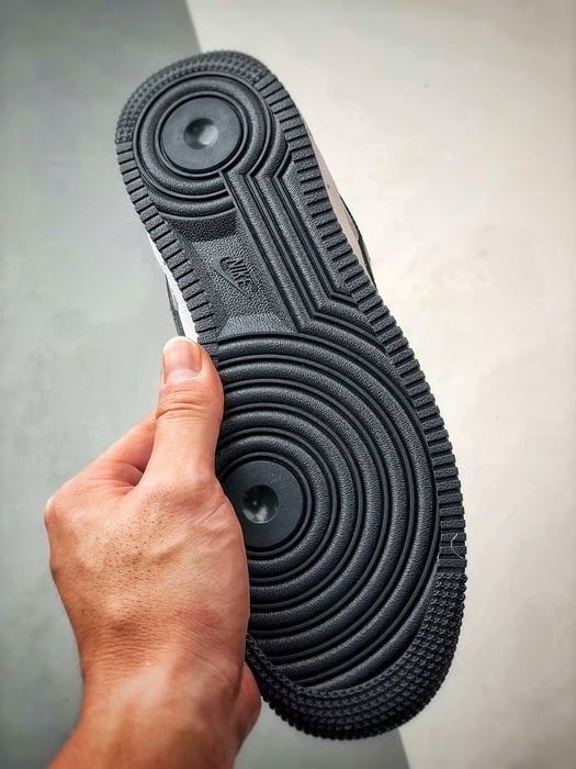 Air Force 1 Low Branco e Verde Escuro - Vista 4