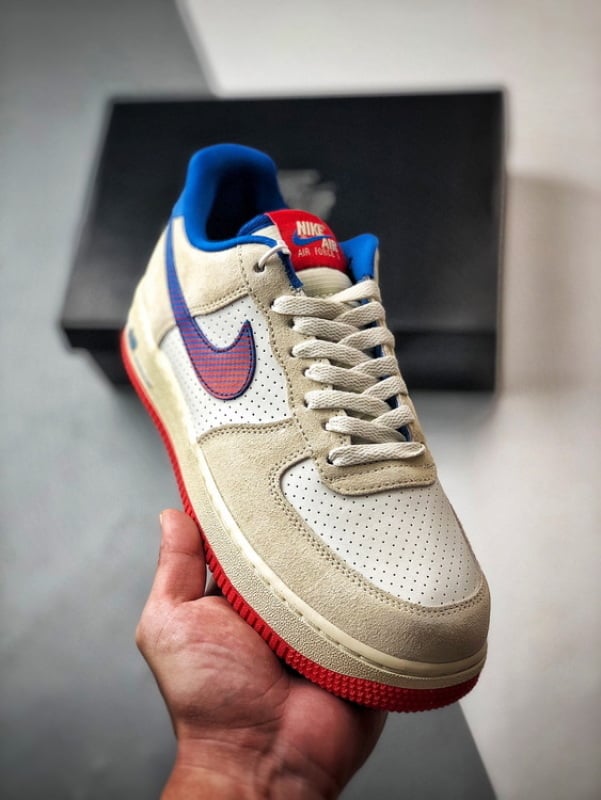 Nike Air Force 1 Low Gradiente Branco, Azul e Vermelho