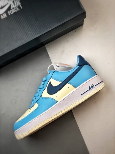 Air Force 1 Low Azul e Bege - Vista 8