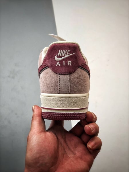 Air Force 1 Low Akira Rosa Camurça - Vista 3