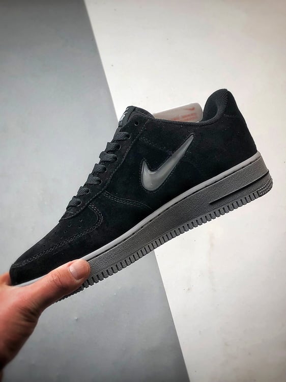 Air Force 1 Low Preto e Cinzento com Mini Gancho - Vista 5