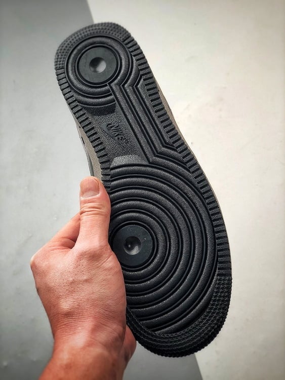 Air Force 1 Low Preto e Cinzento com Pele de Cobra - Vista 4