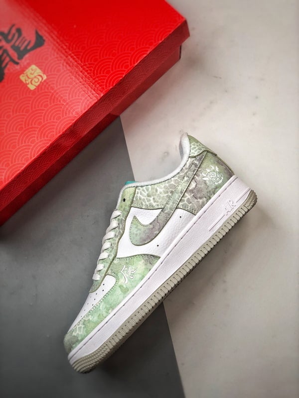 Air Force 1 Low Dragon Year Branco e Ciano - Vista 7