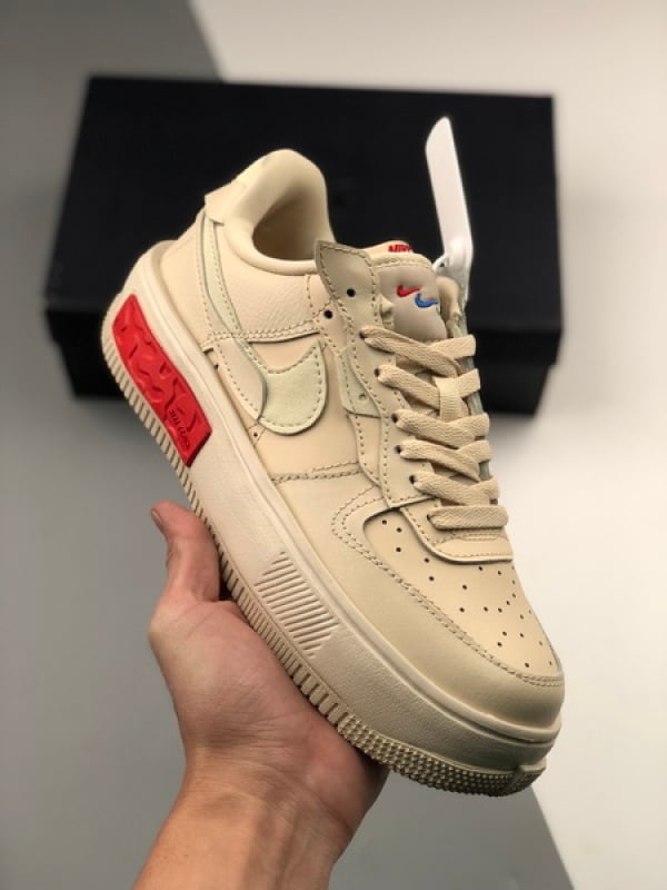 Air Force 1 Low Fontanka Bege e Vermelho