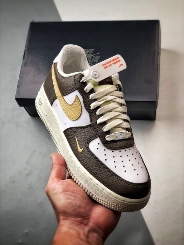 Air Force 1 Low Next Nature Castanho - Vista 1