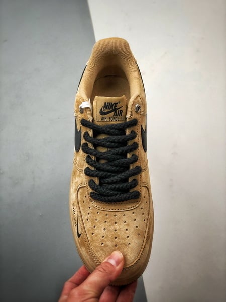 Air Force 1 Low 'By You' Trigo e Preto - Vista 9