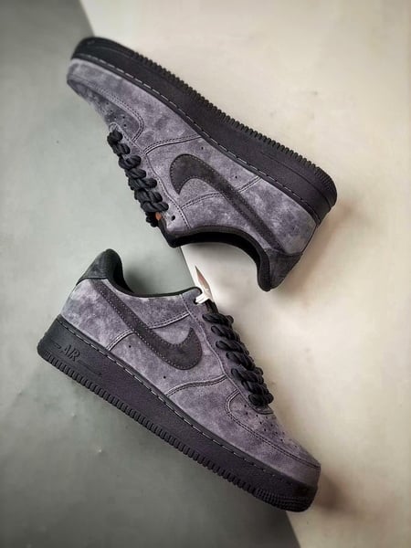 Air Force 1 Low By You Cinza e Preto - Vista 6